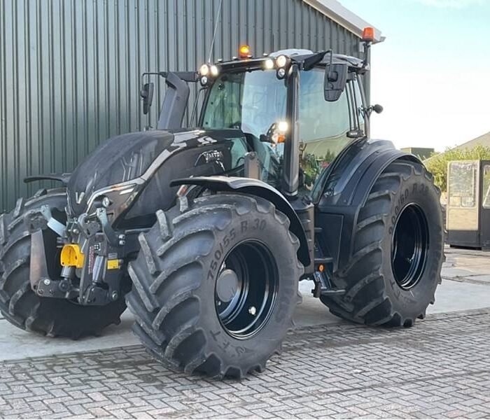 2021 Valtra T174E Direct