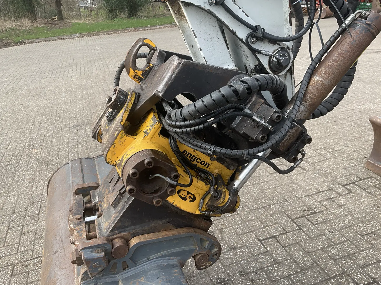 2015 Takeuchi TB 290 - Image 4