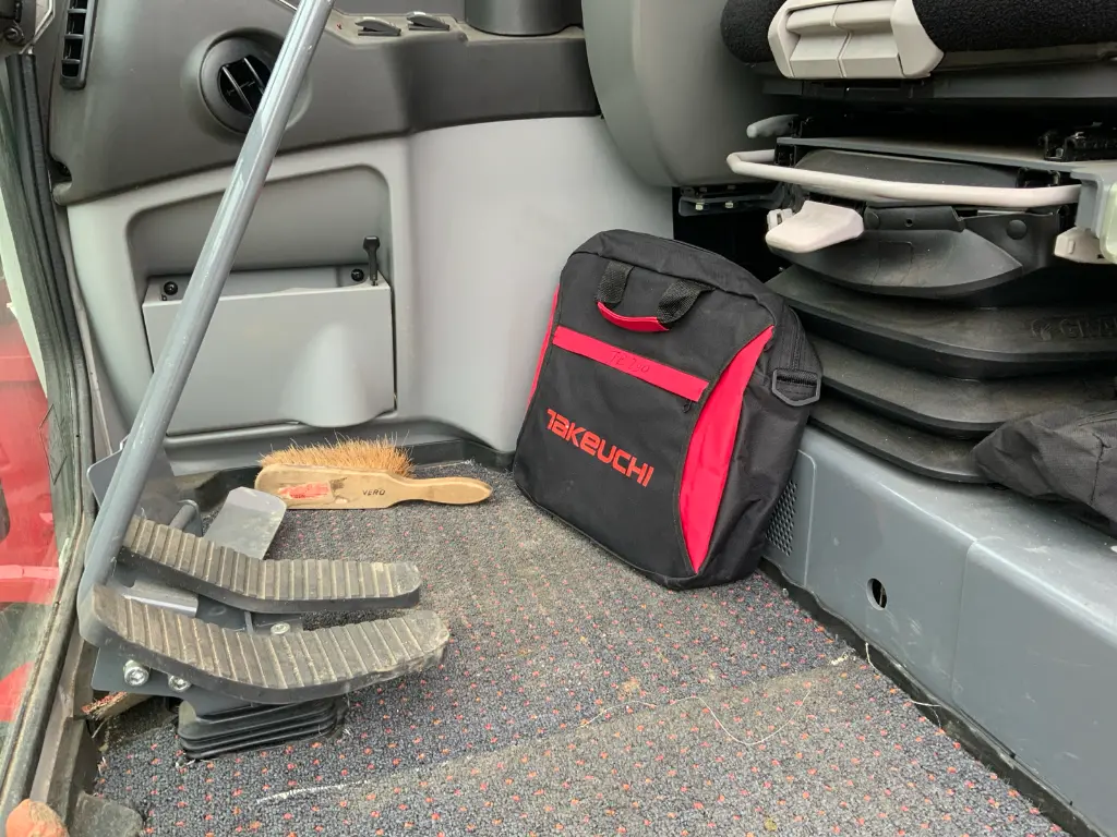 2022 Takeuchi TB290-2 - Image 4