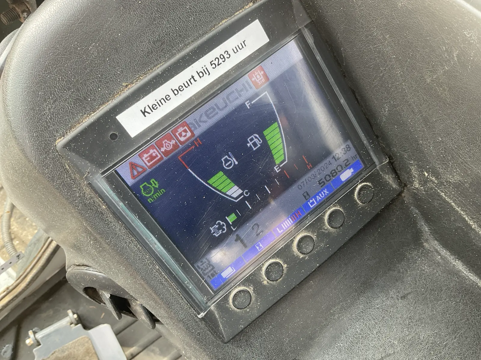 2015 Takeuchi TB 290 - Image 7