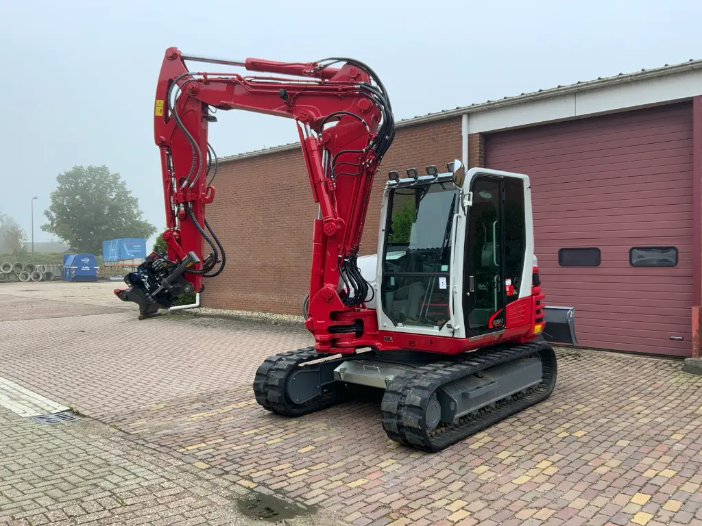 2022 Takeuchi TB290-2
